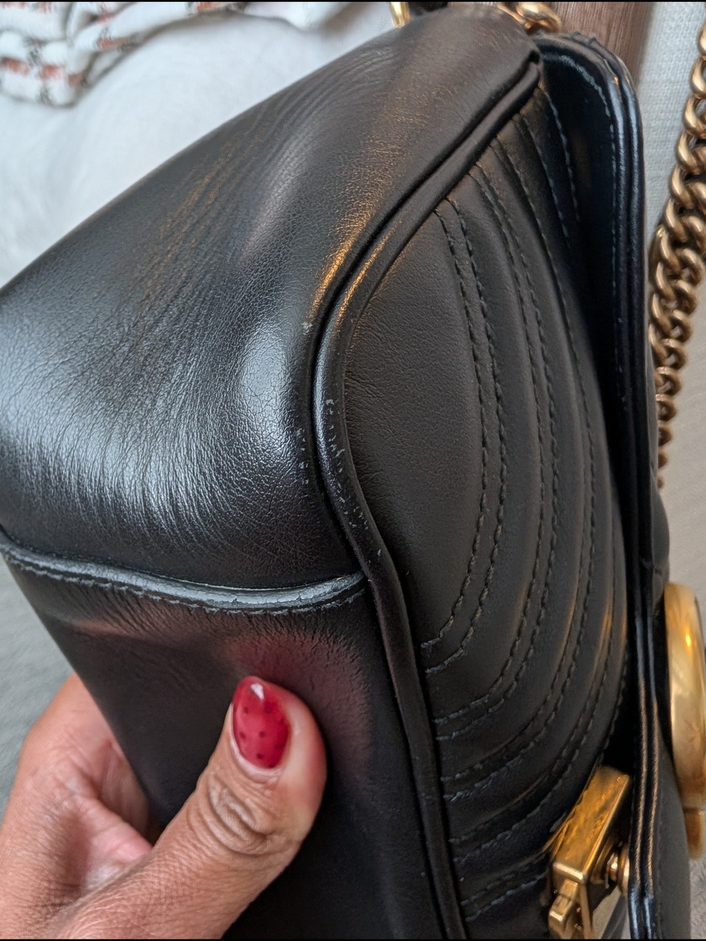 Gucci Marmont Matelassé Shoulder Bag - Picture 8 of 16